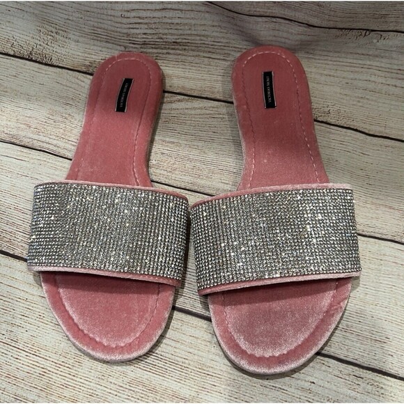 Victoria’s Secret Pink Velvet Rhinestone Slides Embellished Small 5/6 - Picture 1 of 8